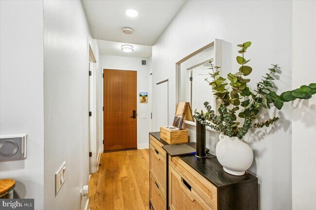 Foto del edificio - 1211 Van St SE