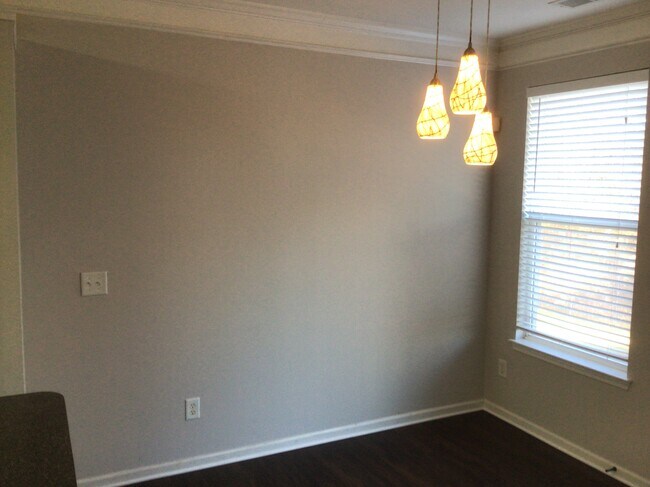 Building Photo - 2111 Less Traveled Trail