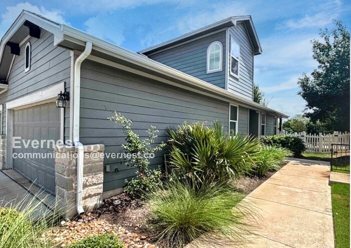 Primary Photo - 1701 Logan Dr