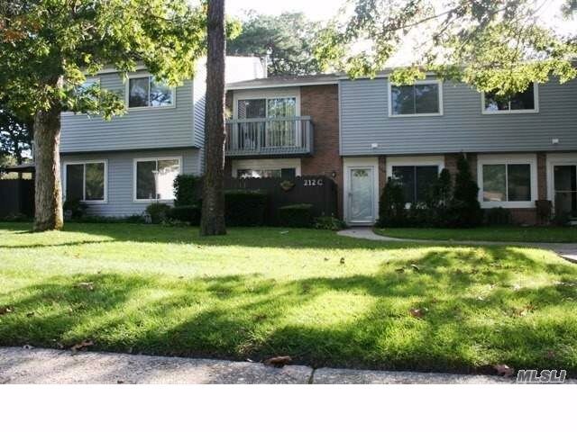Primary Photo - 212 Springmeadow Dr
