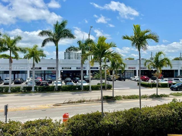 Foto del edificio - 2225 NE 123rd St
