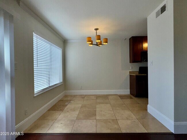 Foto del edificio - 3500 Hayden Rd