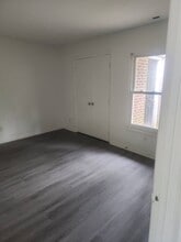 Building Photo - 3119 Woodpecker Ct