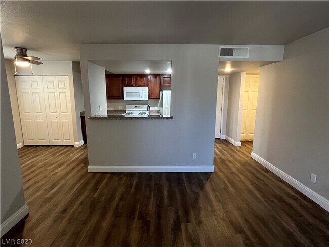 Building Photo - 2801 N Rainbow Blvd