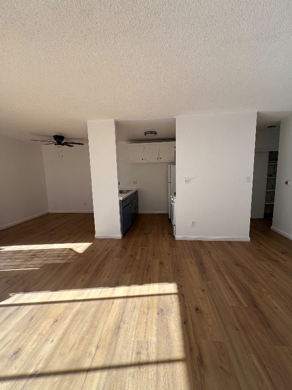 Photo - 1542 Hi Point St Apartment