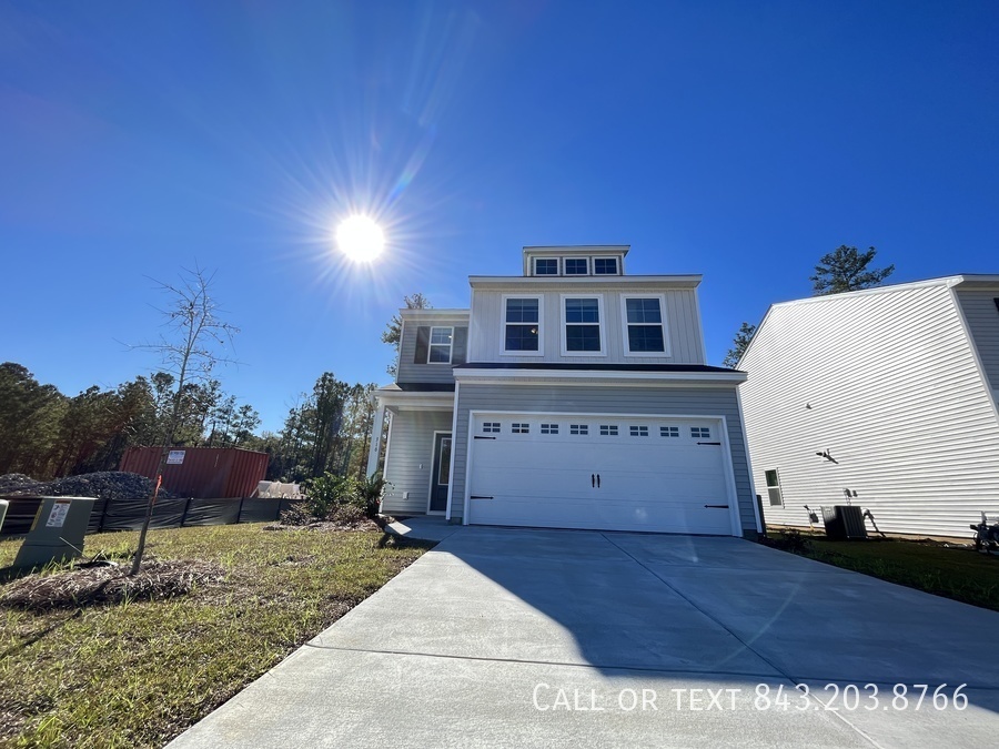 Primary Photo - 2 Stories House In Petterson Meadows!