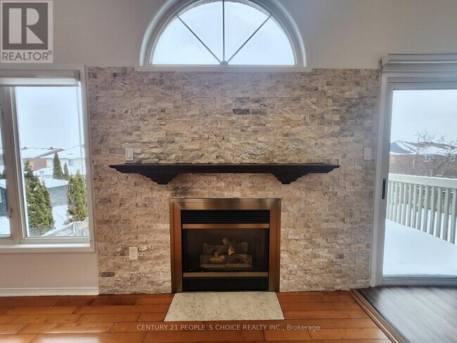 Photo du bâtiment - 5763 Greensboro Dr