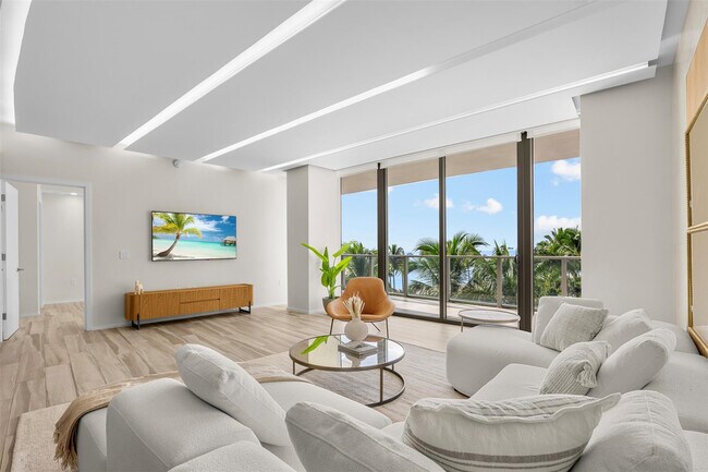 Foto del edificio - 2200 N Ocean Blvd