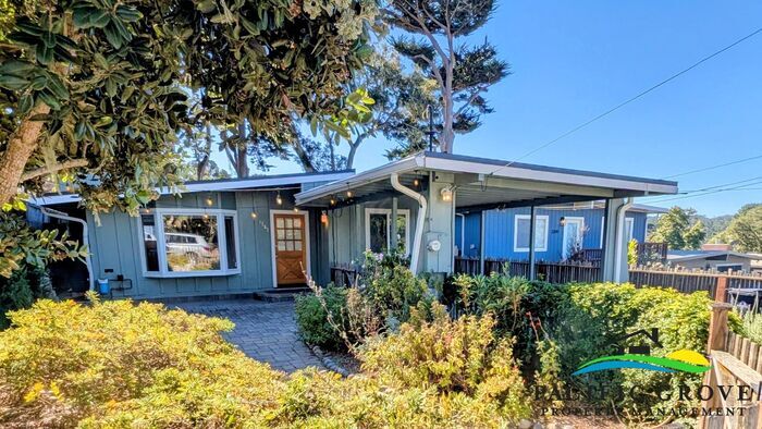 Foto principal - Bright and Cozy 3 Bedroom Home In Pacific Grove