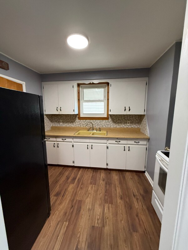 Foto del edificio - 6503 Vandalia Ave