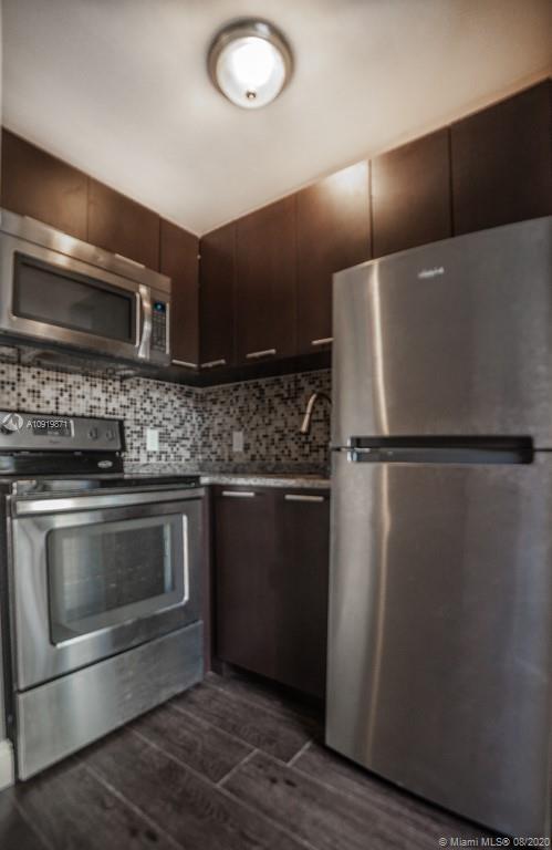 Foto principal - 500 SW 9th Ave