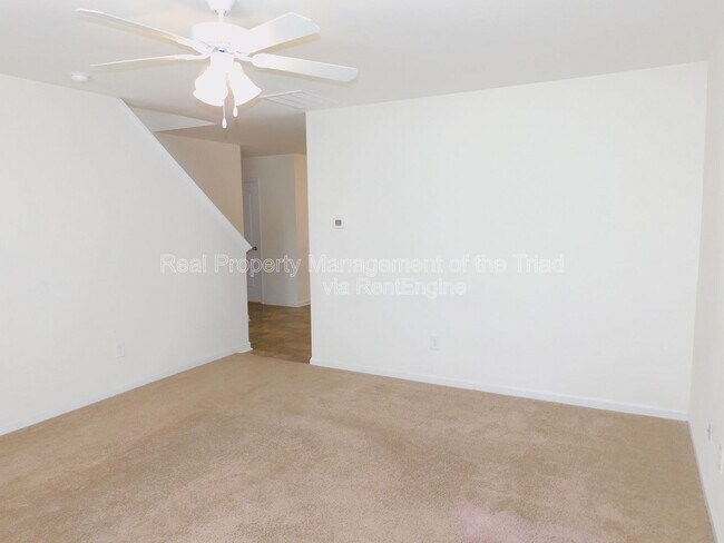 Foto del edificio - 1405 Asher Downs Dr