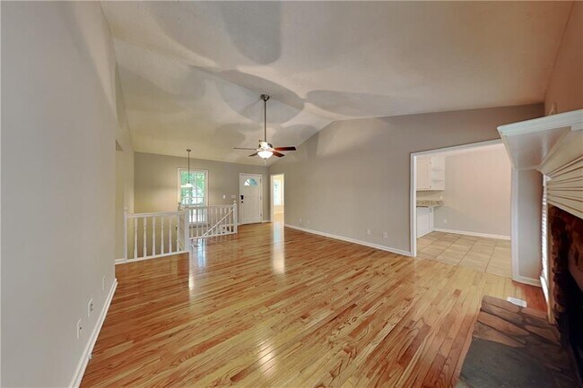 Foto del edificio - 501 Brooksdale Dr