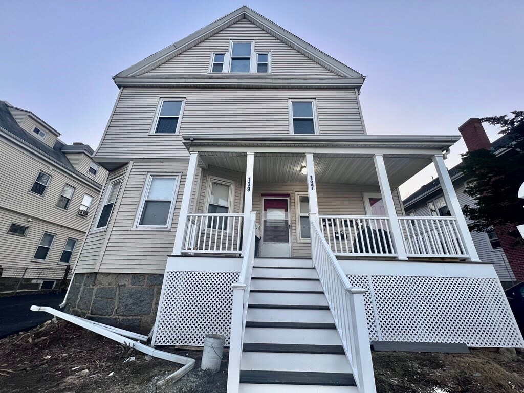 137139 Thomas E. Burgin Pkwy Unit 3, Quincy, MA 02169 Room for Rent