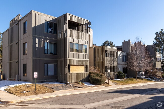 Building Photo - Dayton Green
