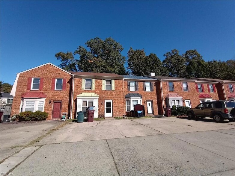 Primary Photo - 2043 Allison Dr
