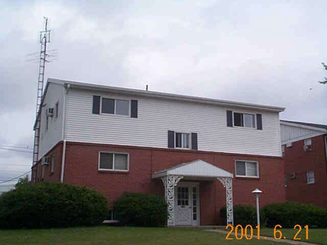Foto principal - 605 Bradley Dr