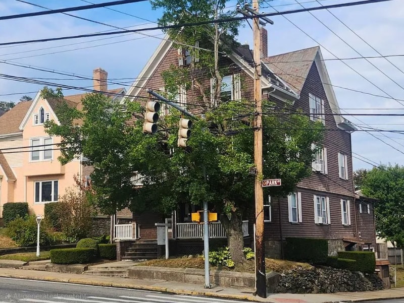 Photo - 529 Park Ave (Woonsocket, RI)