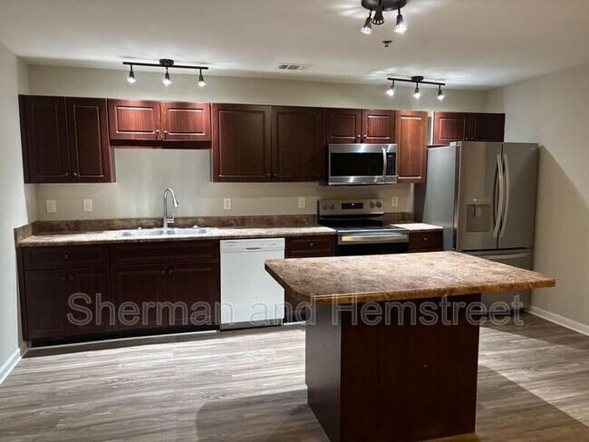 Building Photo - 3301 London Ct SW