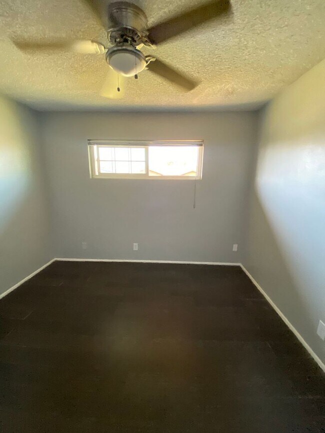 Foto del edificio - 2813 Coventry Dr