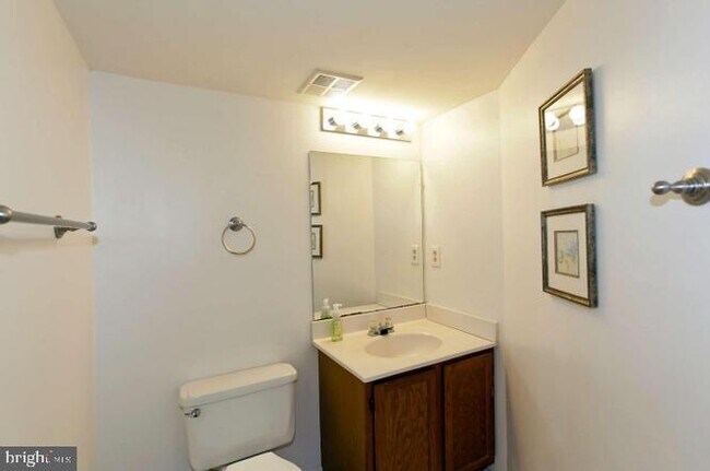 Building Photo - 7818 Cloister Pl