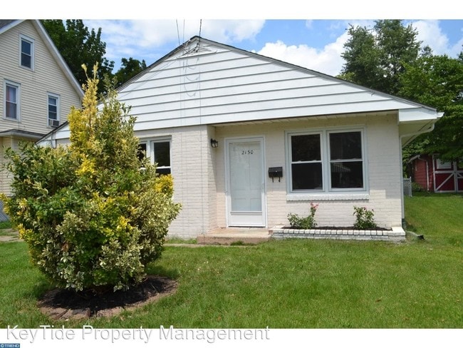 Building Photo - 2 br, 1 bath House - 2130 43rd St