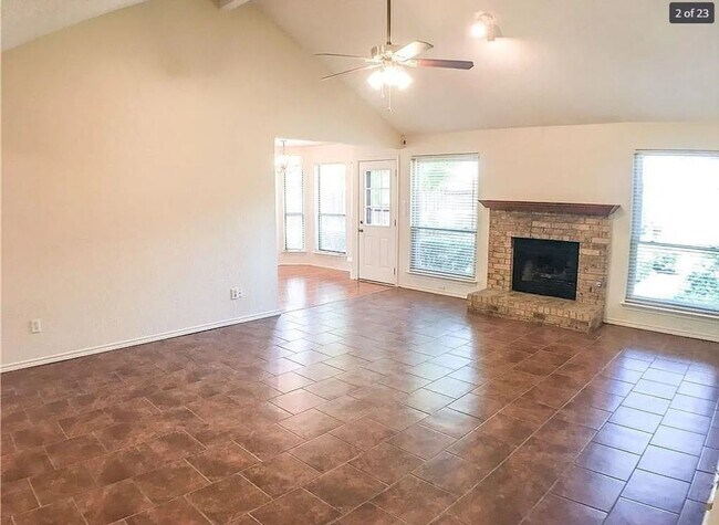 Foto del edificio - Charming 3BR House in Carrollton