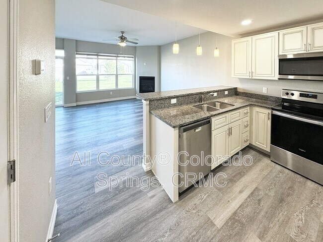 Building Photo - 764 Brambleberry Hts