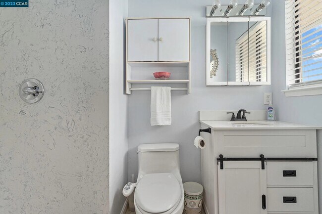 Building Photo - 4219 Cowell Rd