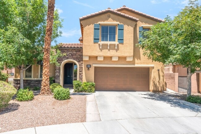 Building Photo - Spacious Two-Story Home with Pool Oasis!