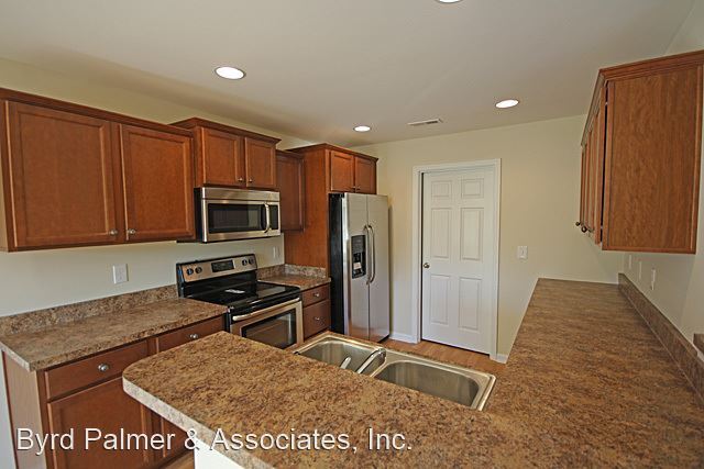 Building Photo - 3 br, 2 bath House - 1129 Augustus Drive