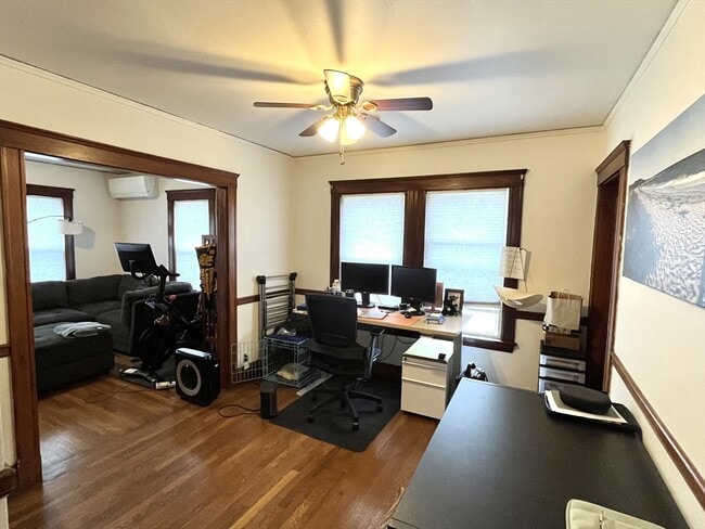 Foto del edificio - 16-18-18 Oak Hill Rd