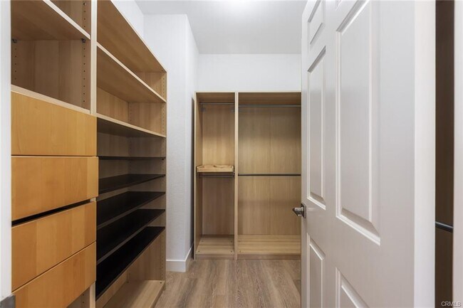 Foto del edificio - 12407 Moorpark St