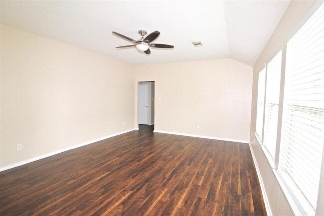 Building Photo - 5727 Rose Rock Canyon Dr
