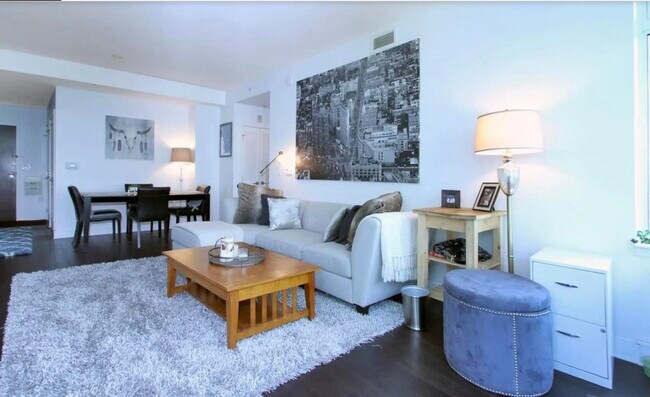 Foto del edificio - 1450 Washington St