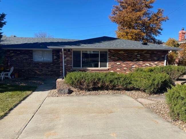 Photo - 1 Bedroom & 1 Bath Duplex Apartment