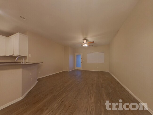 Foto del edificio - 11638 W Jackson St