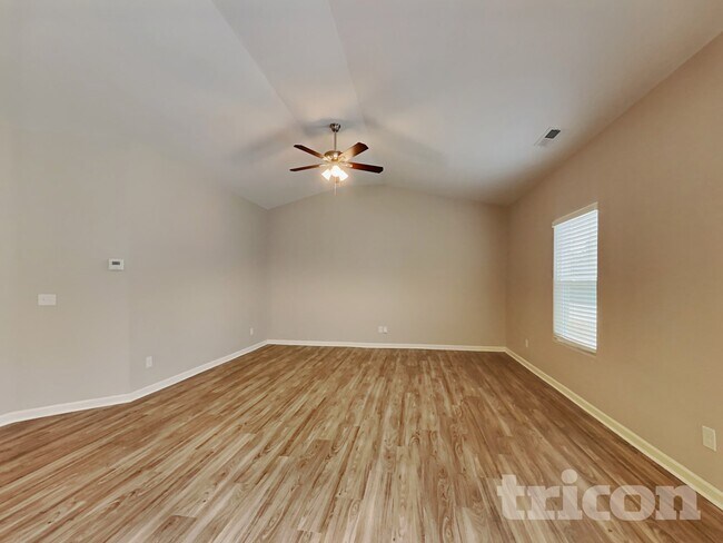 Foto del edificio - 7138 Cuddington Dr