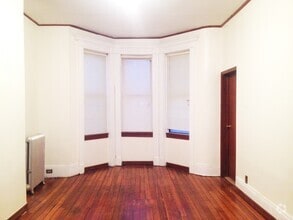 Building Photo - 267 Covert St.