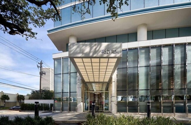 Foto del edificio - 4521 San Felipe St