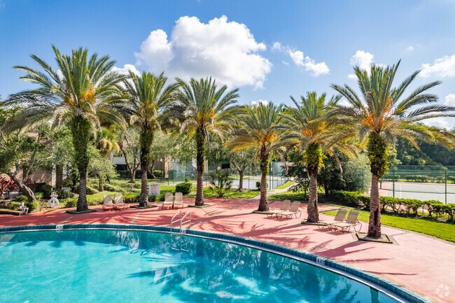 Sparkling Pool - Cason at Millenia