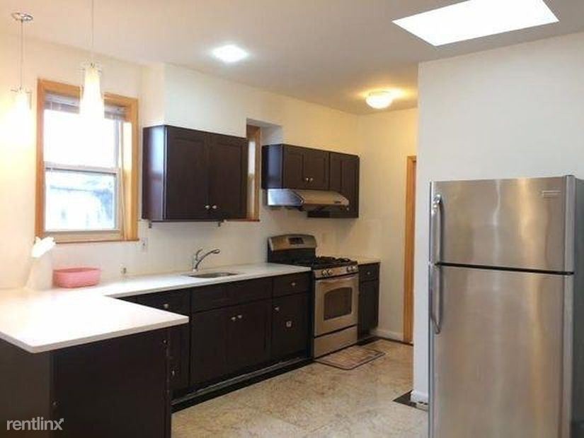 Foto principal - 7017 Fresh Pond Rd