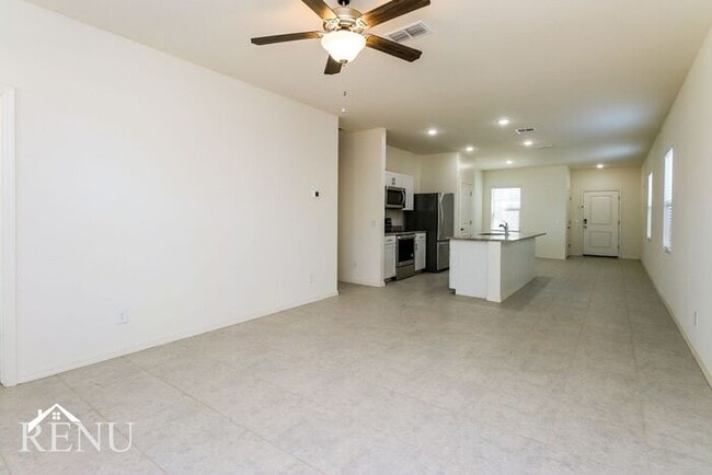 Foto del edificio - 35480 W San Capistrano Ave