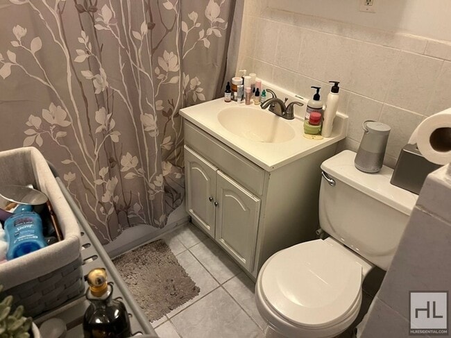 Building Photo - BEDFORD AVENUE 1-Bed / 1-Bath