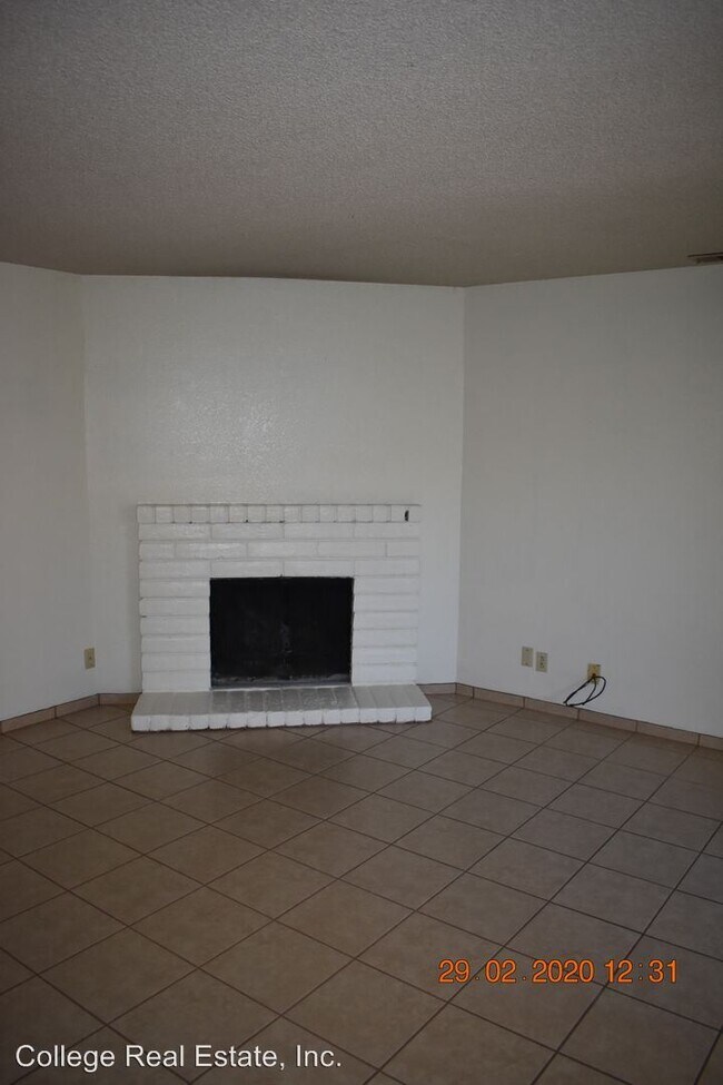 Foto del edificio - 2659-2659 Burlington Pl