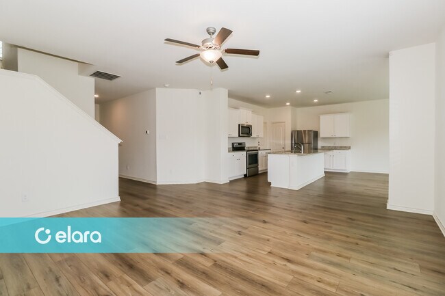 Foto del edificio - 121 STRATTON LN