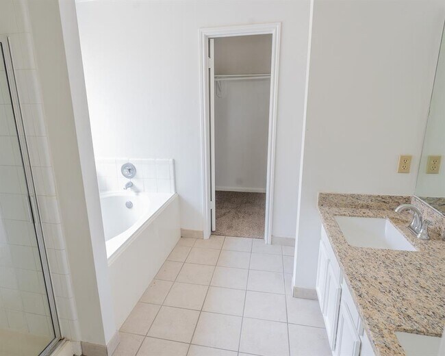 Foto del edificio - 16519 N Meadow Dr
