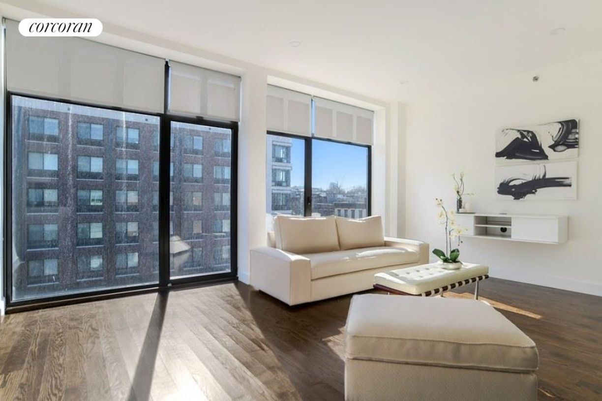 Foto principal - 491 Myrtle Ave