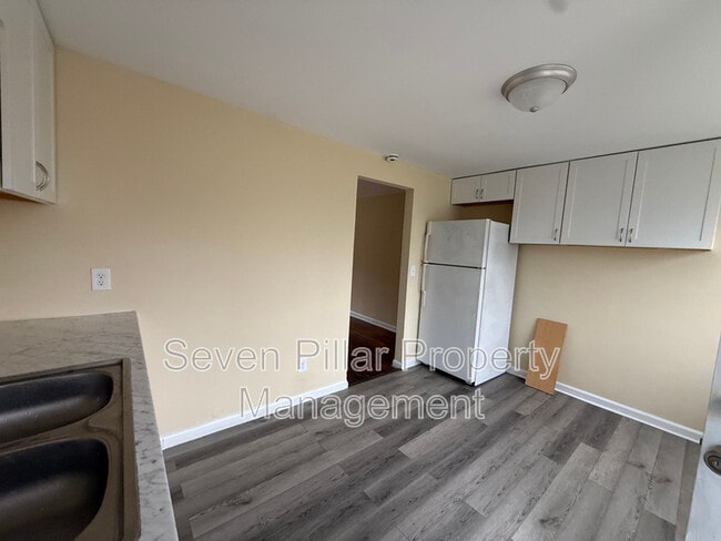 Foto del edificio - 3733 Briggs Rd