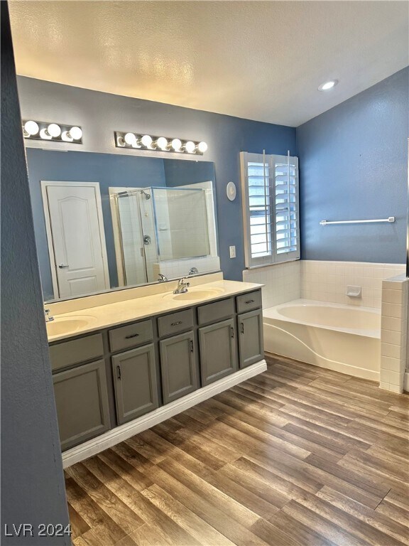 Foto del edificio - 1269 Honey Lake St